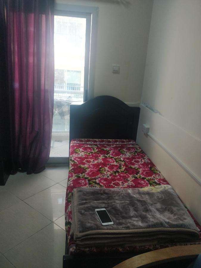 Furnished Apartment Dubai Exterior foto